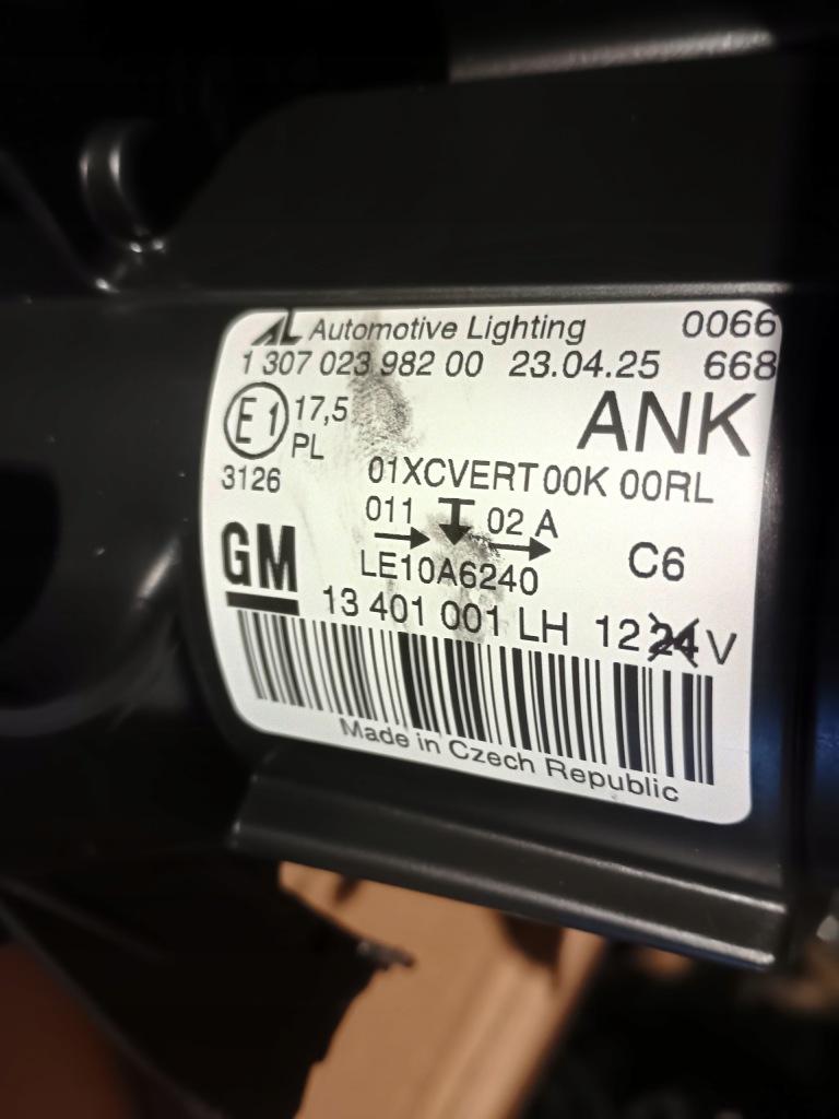 Opel zafira c фара левая передняя ксенон новая оригинал 13401001 Недорого