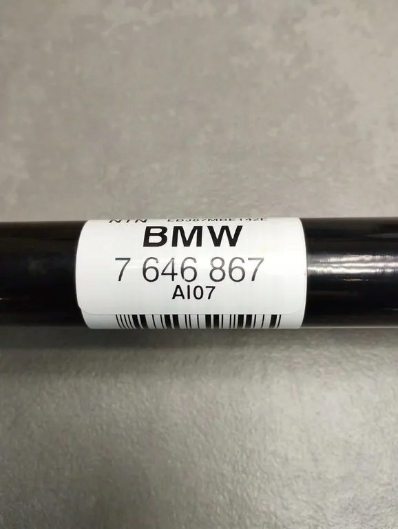 фото №2, Bmw x1 f48 привідний вал задня 7646867