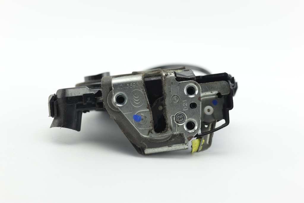 фото №1, Замок двері лівий перед toyota verso 2009-2013 6 pin europa