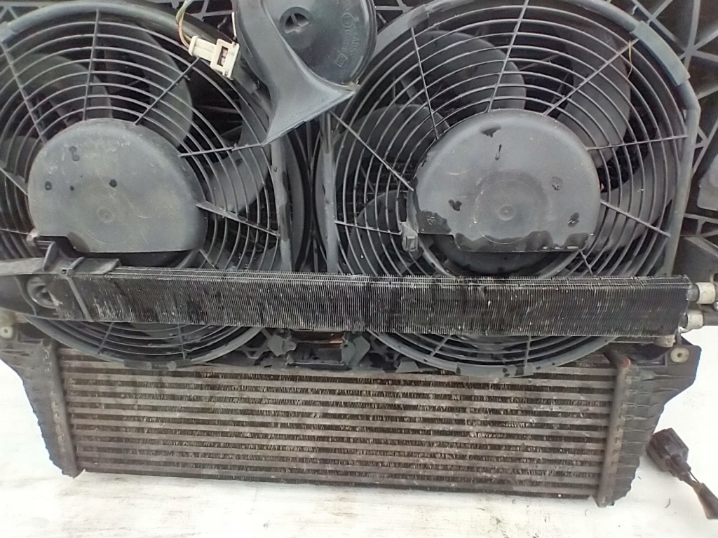 фото №7, Mercedes vito w639 автоматическая коробка передач 3.0 pas передний радиатор комплект a6395004200