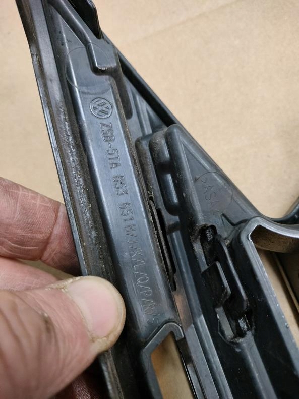 фото №5, Vw touran ii 2015- решётка радиатора решётка радиатора pod радар перед оригинал