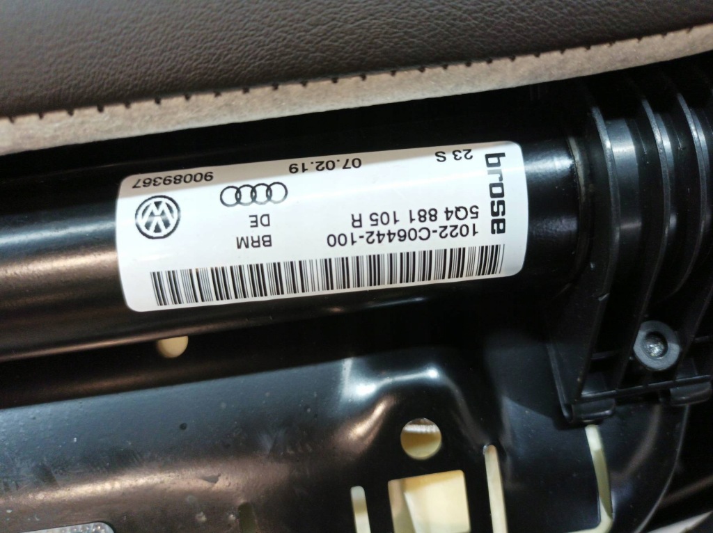 фото №16, Сидіння заднє сидіння обшивки вентильовані laurin klement коричневий skoda superb iii