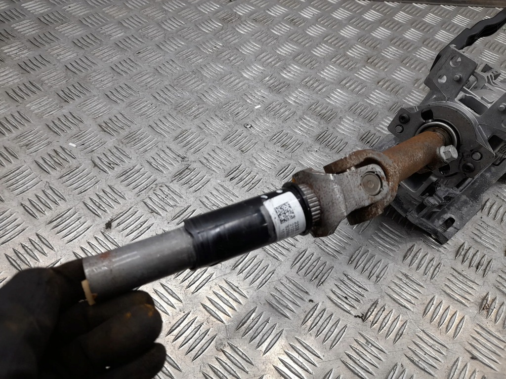 фото №7, Chevrolet camaro 84069893 колонки рулевые