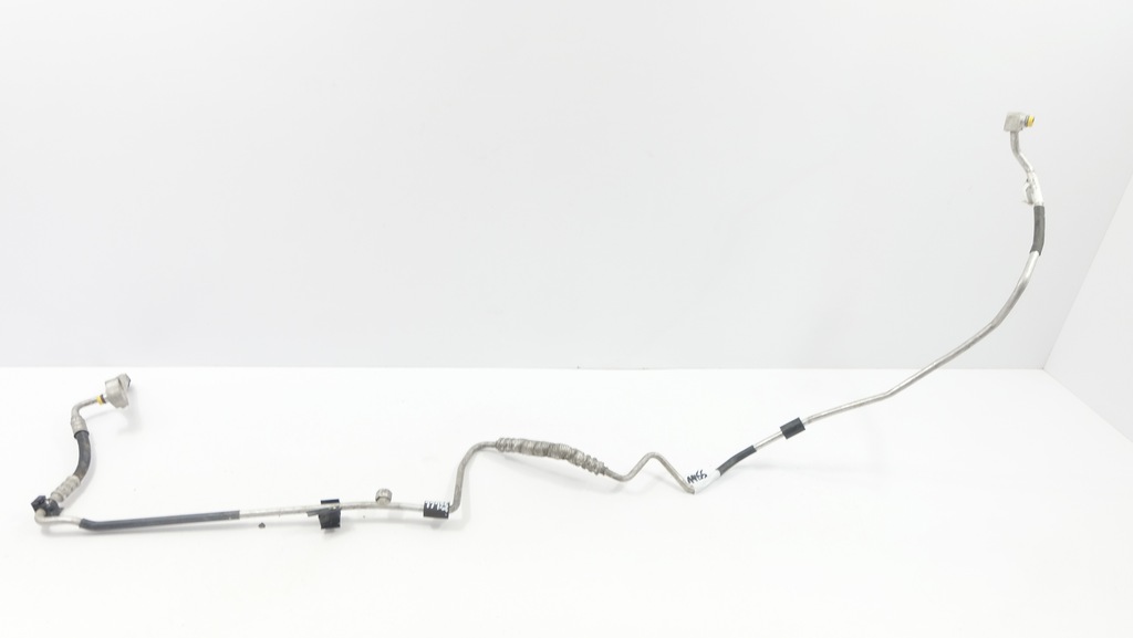 фото №1, Bmw e87 2.0 шланг кондиционера