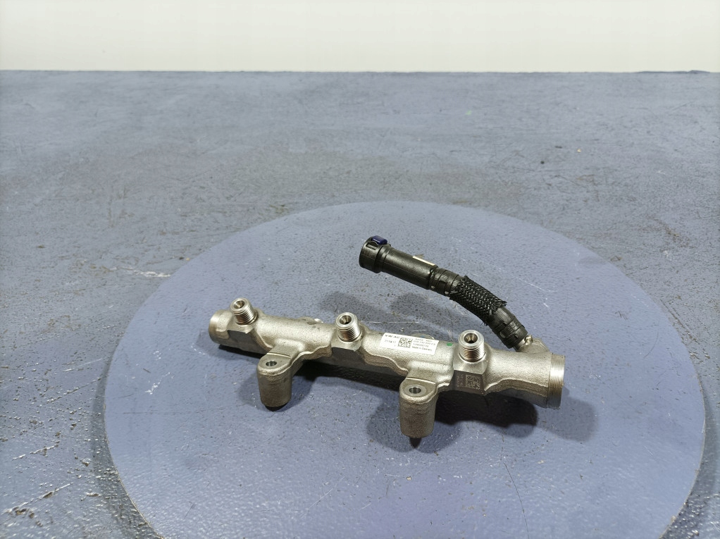 фото №1, Audi a5 f5 8w 3.0tdi 218km cswb молдинг упорскування права 059130090cs