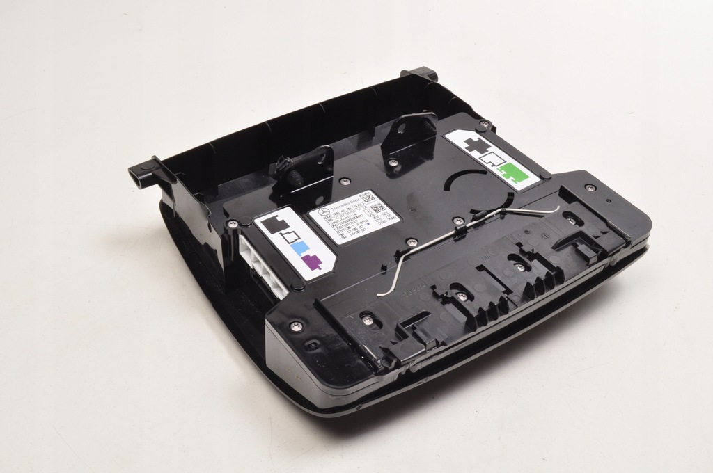 фото №9, Mercedes w176 освещение лампа кабины салона a0009004508