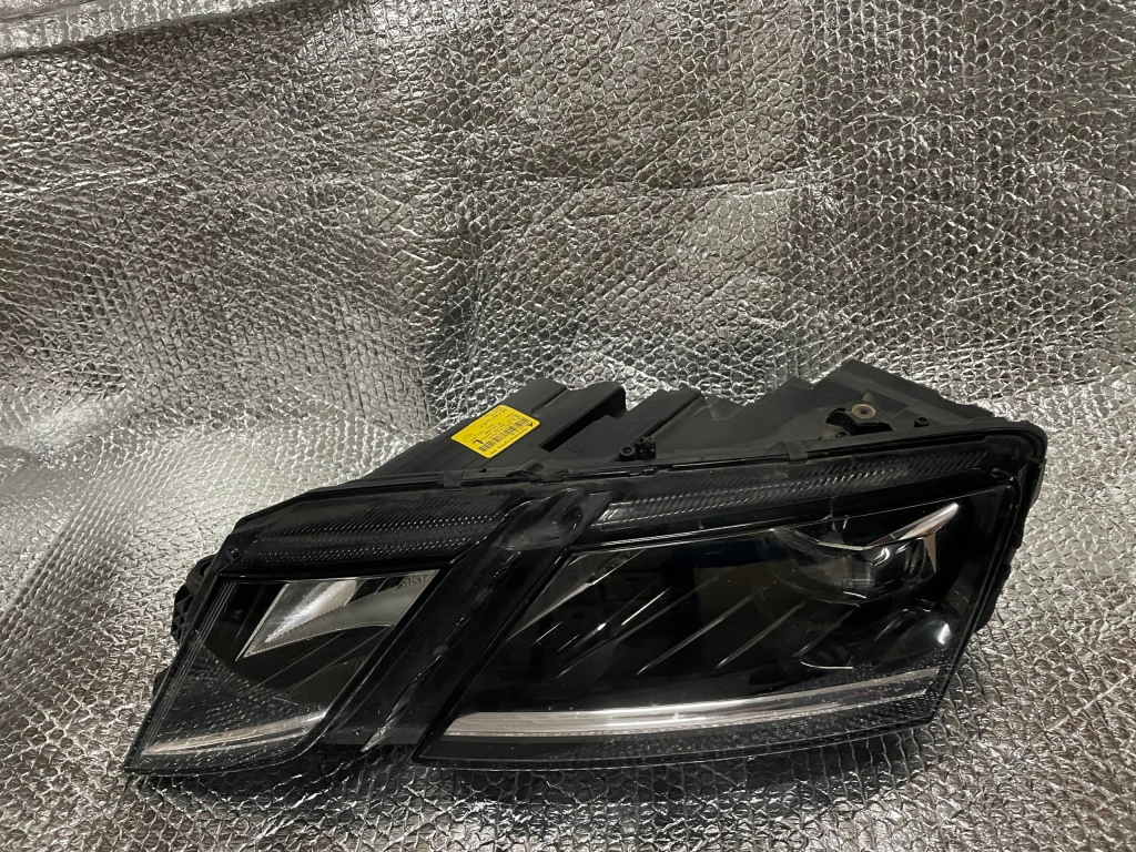 Купить Skoda octavia 3 рестайлинг  фара full led левое  комплект