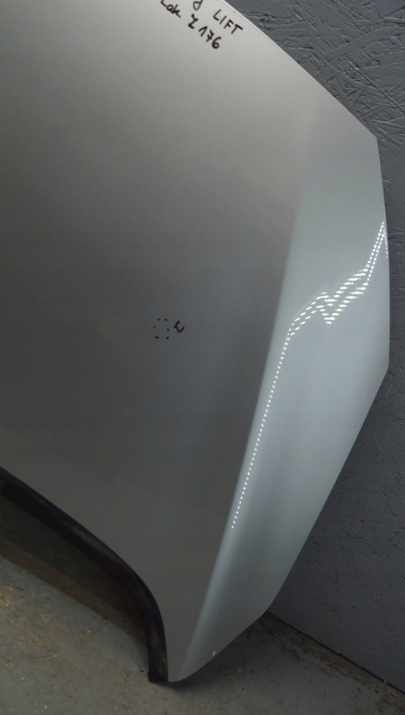 Opel astra j капот крышка двигателя z176 m793 Оригинал