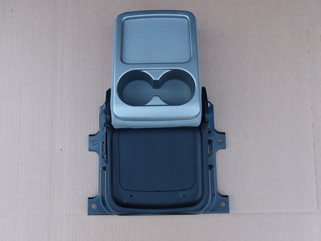 фото №1, Подлокотник задняя кожа subaru forester iii