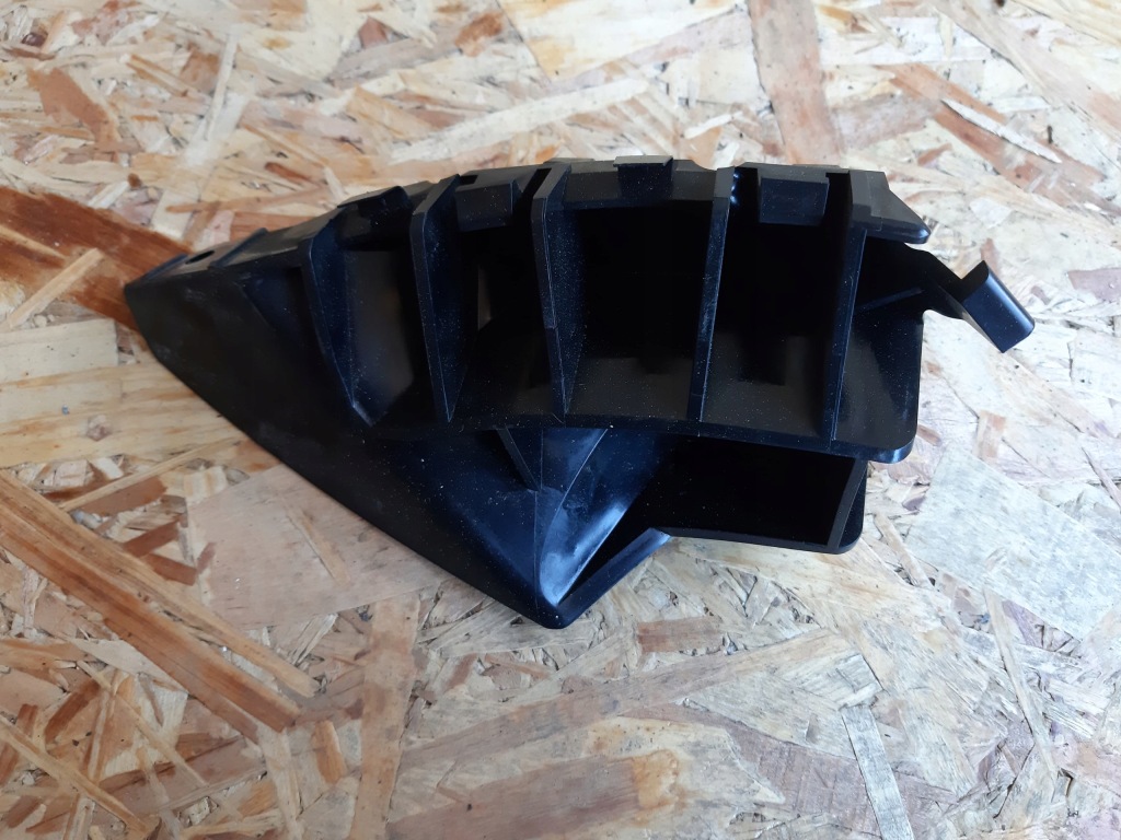 фото №1, Напрямна крила бампера правий перед tesla model s