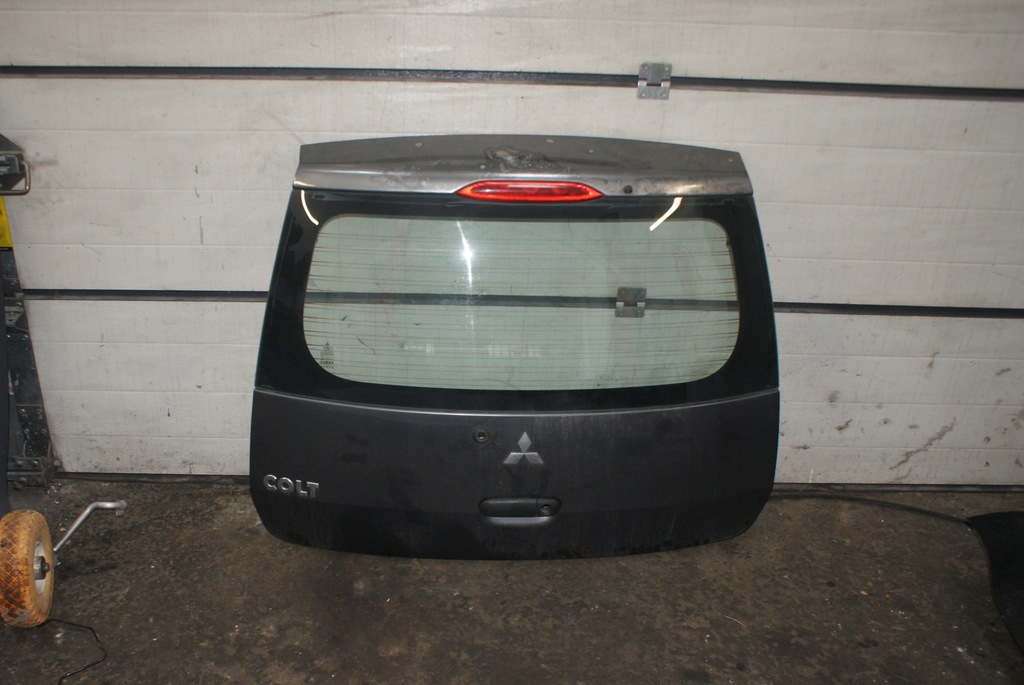 фото №1, Colt cz крышка багажника задняя 5d 11h