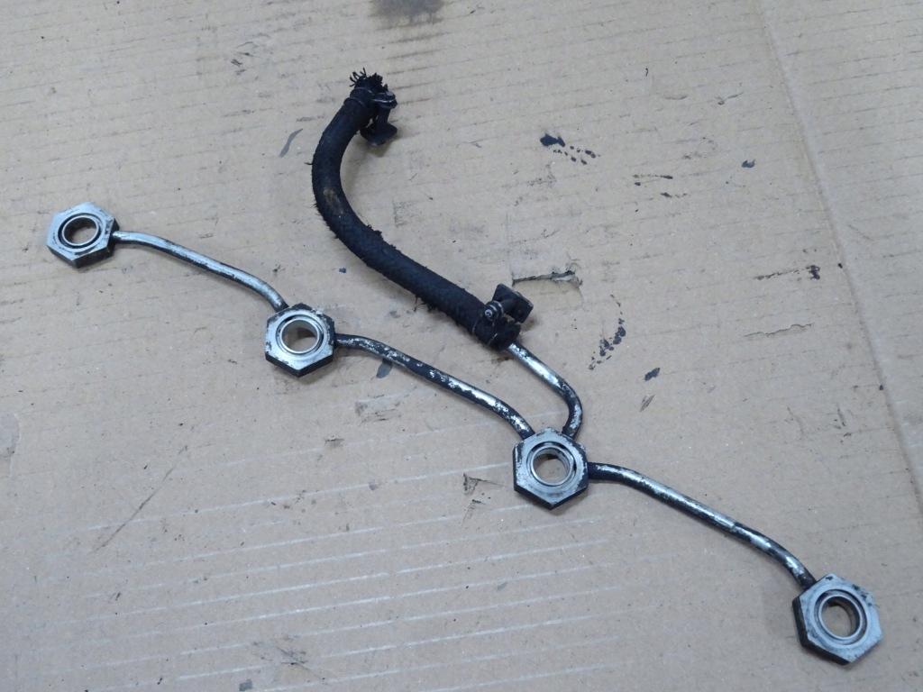 фото №1, Pajero ii молдинг сливная шланг 2,5 tdi 90-99r