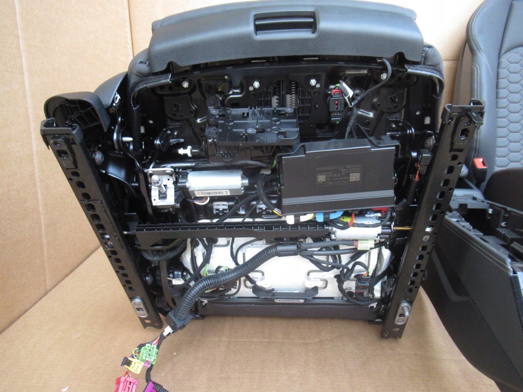 фото №10, Audi rs5 8w салон сиденья заднее сиденье обшивки массаж coupe