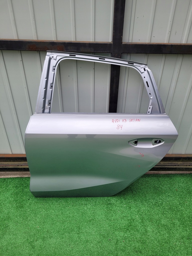 фото №1, Audi a3 sedan 8y5 дверь левая задние левый задняя