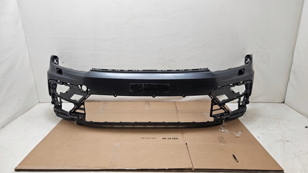 фото №1, Бампер перед передний vw tiguan 5n 5na r-line 5na807221b