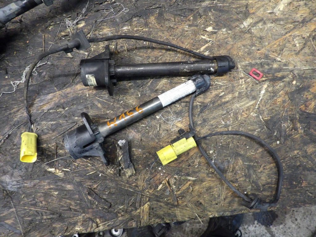 фото №1, Патрони капот mercedes w166