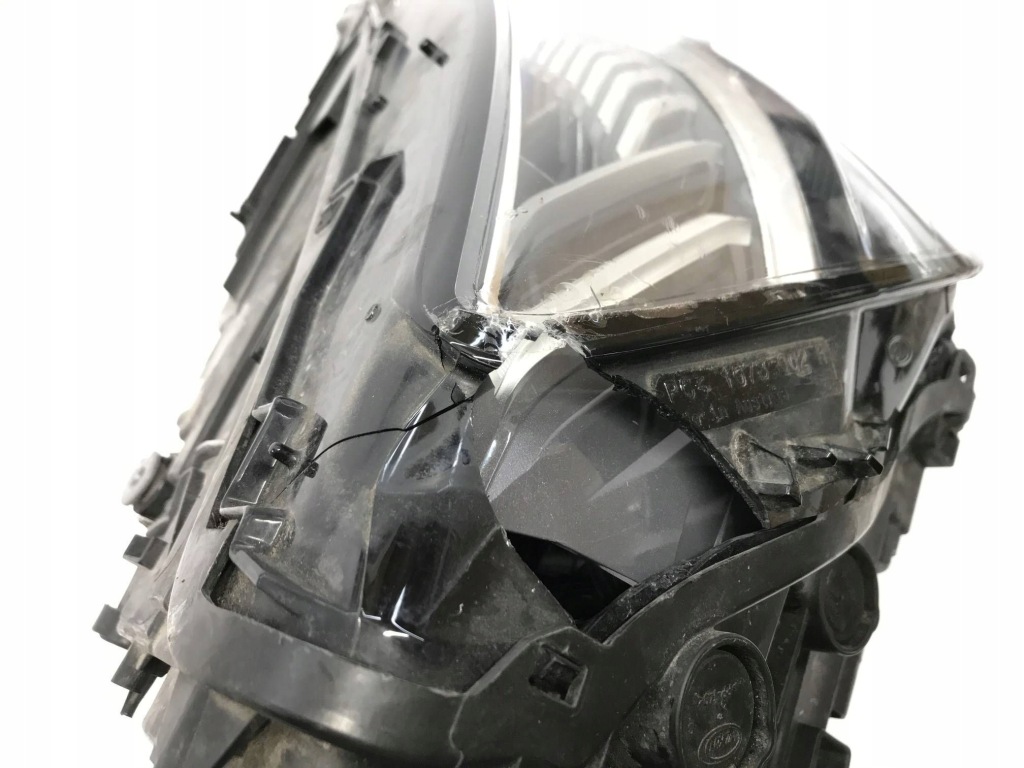 фото №8, Audi q8 4m8 лампа правая перед full led matrix europa 4m8941036