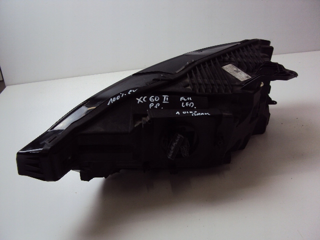 фото №8, Лампа правий перед full led volvo xc60 ii