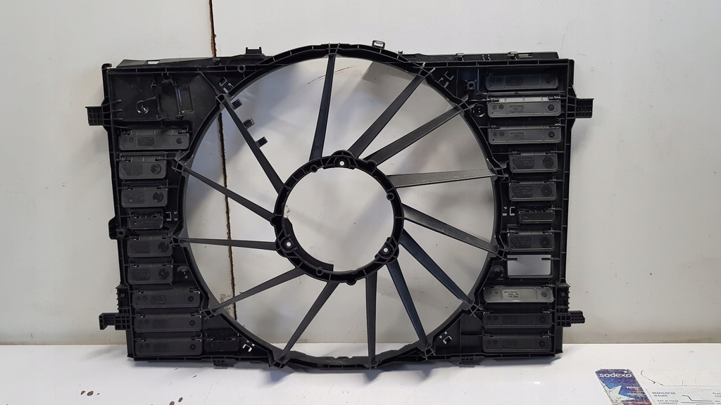 фото №1, Корпус вентилятора mercedes amg w177