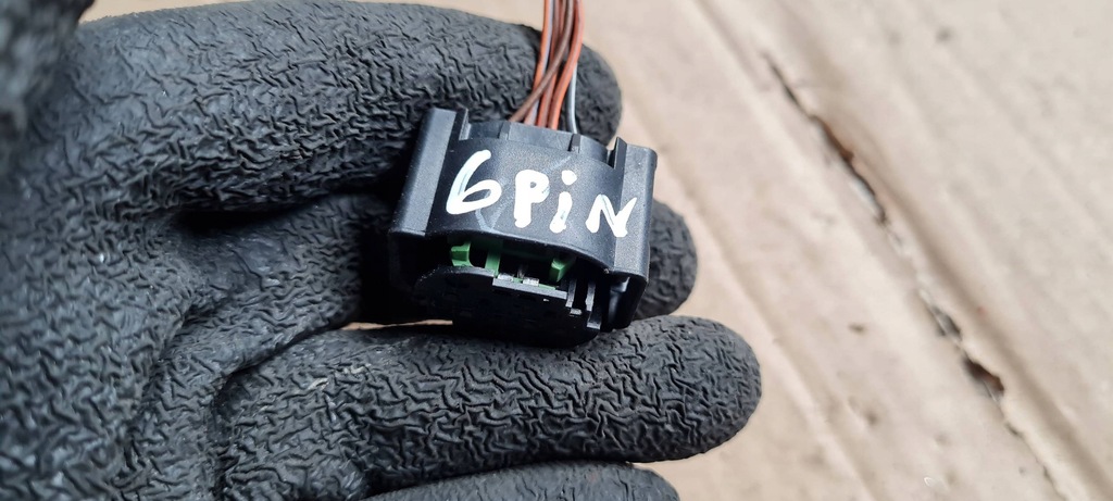 фото №8, S4 b9 8w a4 штекер колодка радара distronic 4f0972708 s6 c7 4g a6 a7 a5 8w