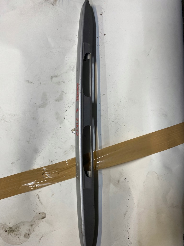 фото №1, Honda civic vii накладка крышки задняя