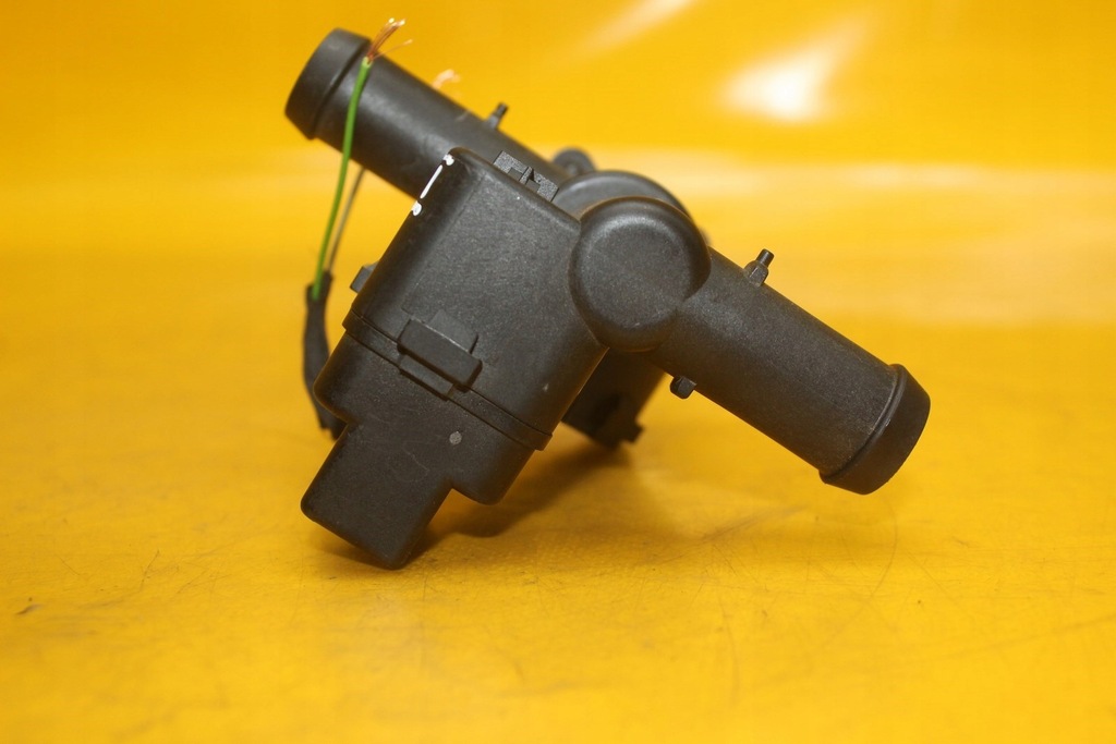 фото №7, Клапан wody отопителя porsche panamera i 97057222500