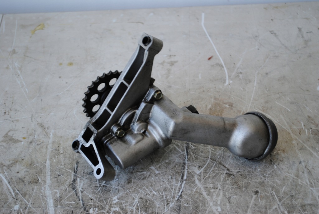 Насос оливи a6651810101 Оригінал