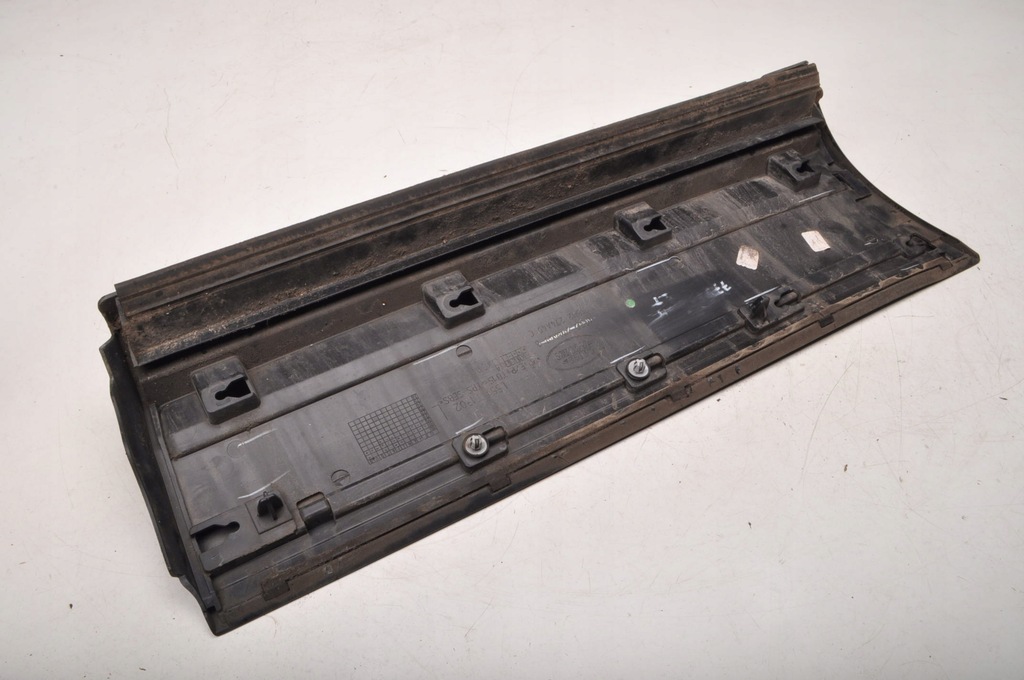 фото №8, Land rover range rover evoque l551 молдинг дверь левый задняя k8d2-274a49-c