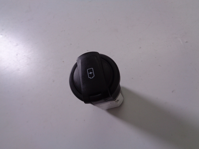 фото №1, Разъём port usb kia niro i ev lift 2022 rok