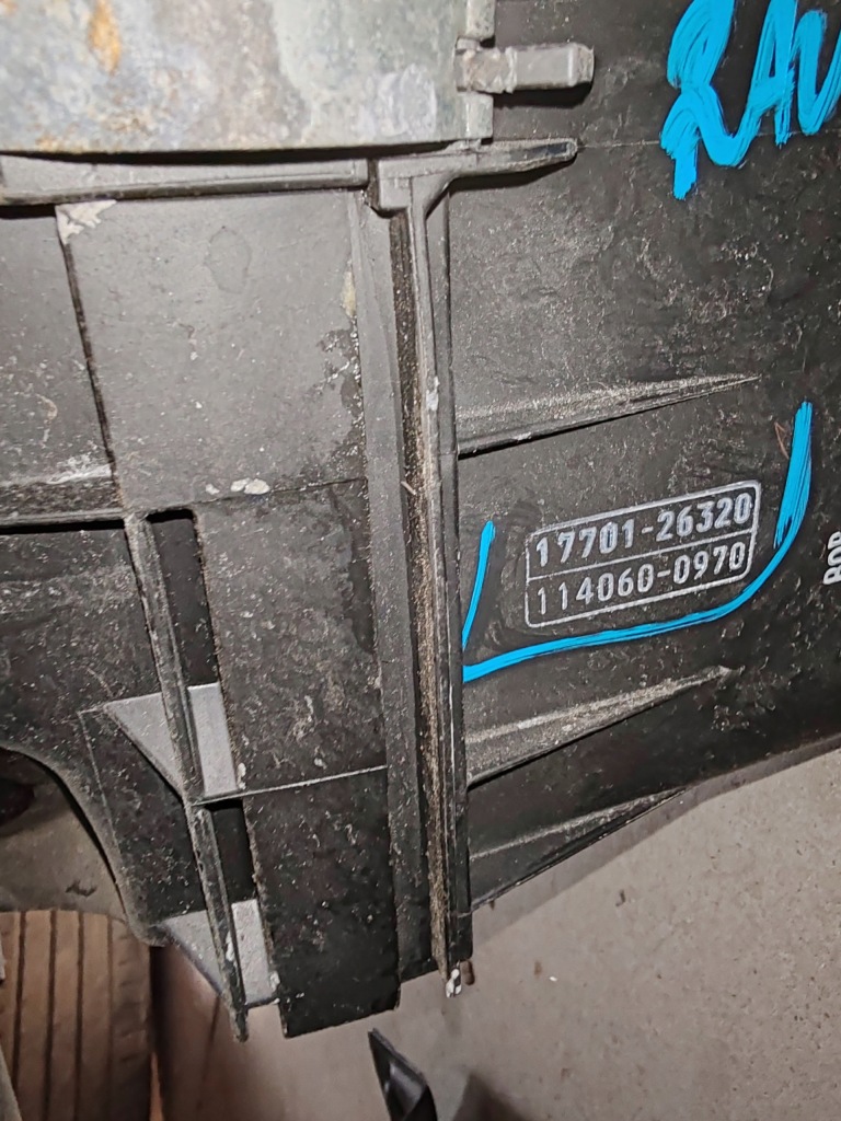 фото №5, Корпус фильтра воздуха 2.2 2.0 d4d 17701-26320 toyota rav-4 iv 12-18