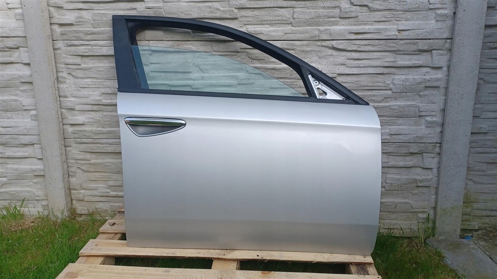 фото №1, Alfa romeo 159 дверь правое перед 565/a