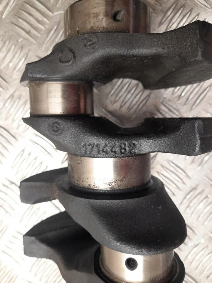 Wał колінчастий bmw 5 touring 1994 11211705852 Недорого