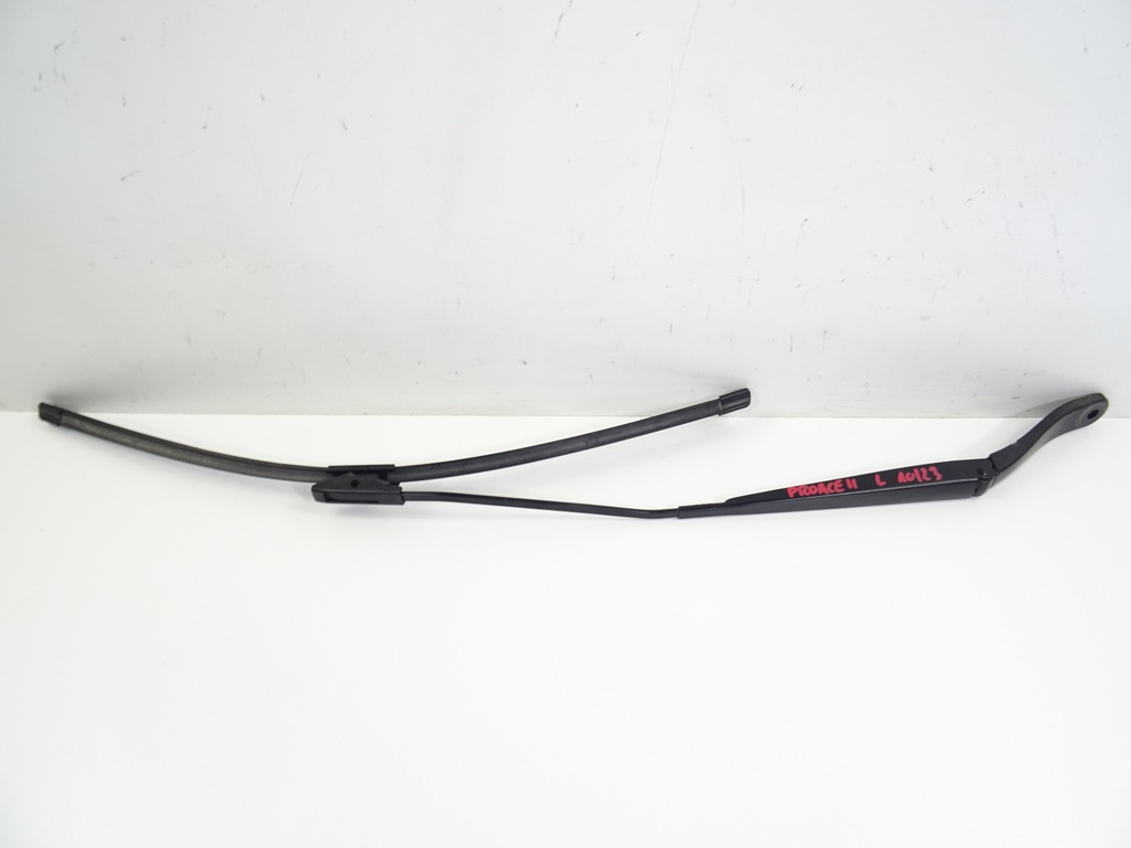 фото №1, Toyota proace ii рычаг дворники левая 9808465480