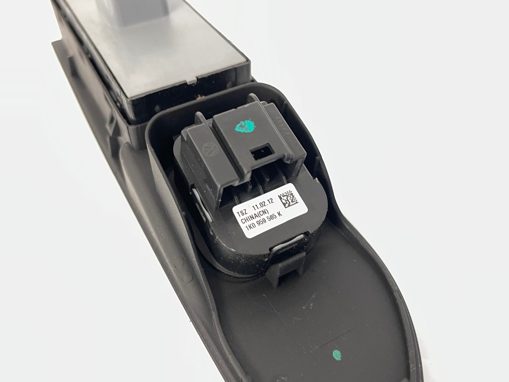 фото №5, Vw passat cc рамка панель окон зеркал 3c8857857d хороший