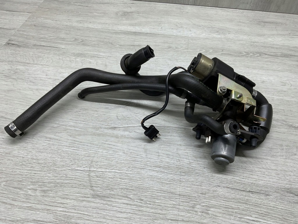 Купить Клапан электроклапан отопителя mercedes-benz sl r129 1298321304 0018351064