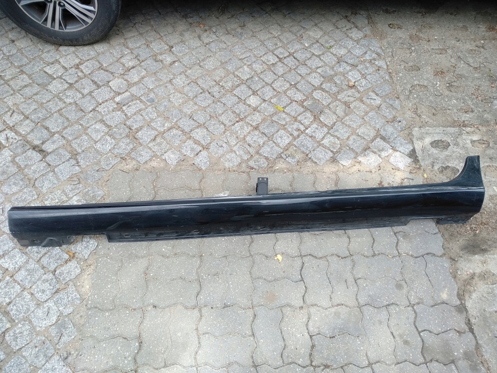 Поріг накладка накладка ліва mercedes cls w218 Недорого