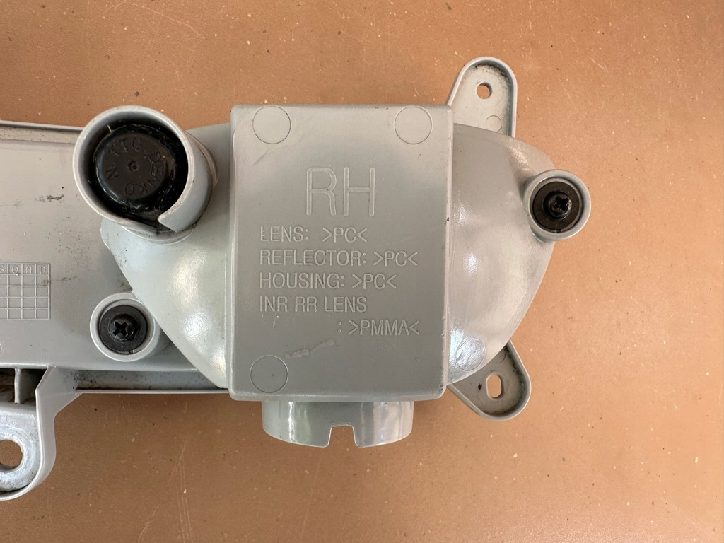 фото №10, Hyundai ix20 lift 17-20r лампа w бампер правая задняя