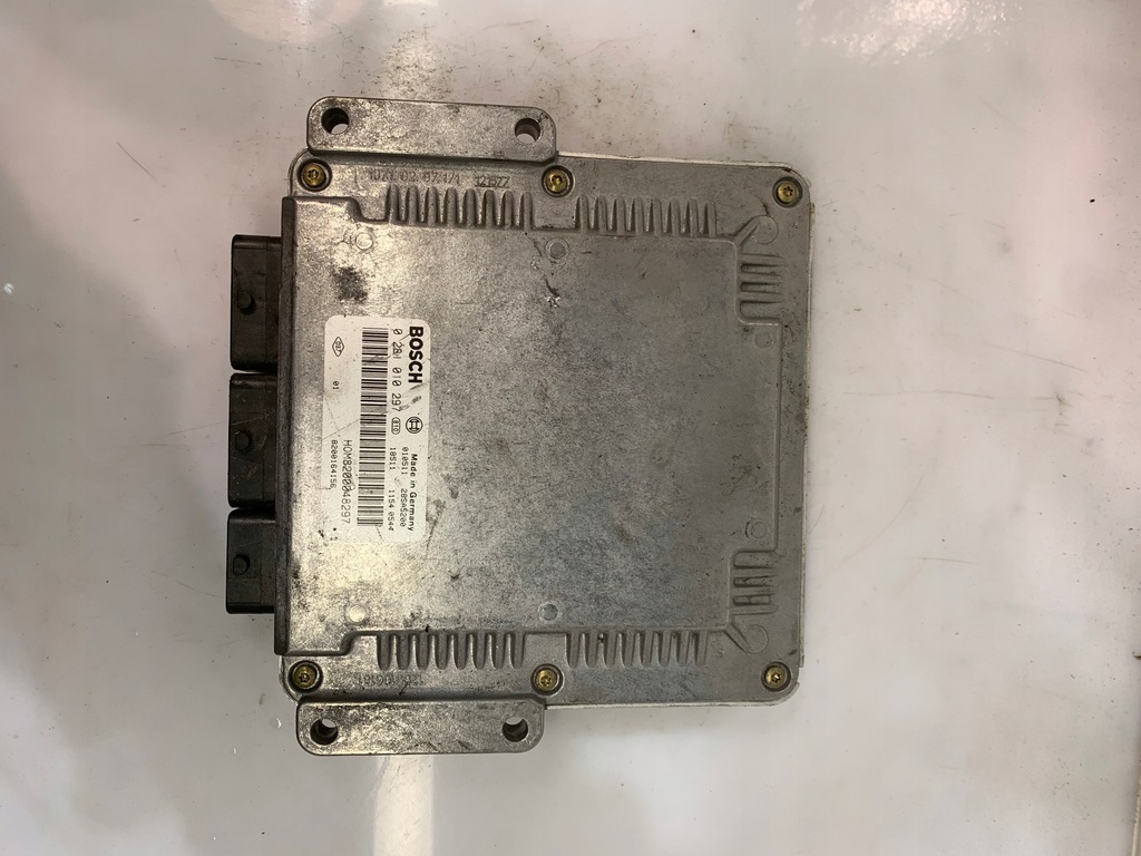 фото №1, Бортовий комп'ютер двигуна renault 0281010297 8200048297