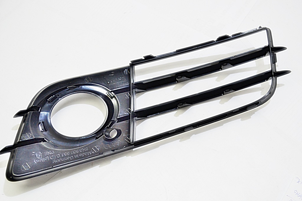 фото №12, Audi a4 b8 s-line решётка бампера 8k0807681c nowa оригинал