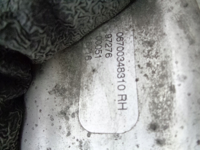 Mcperson поворотный кулак правая maserati levante 3.0 бензин v6 twin turbo 2017 r Цена