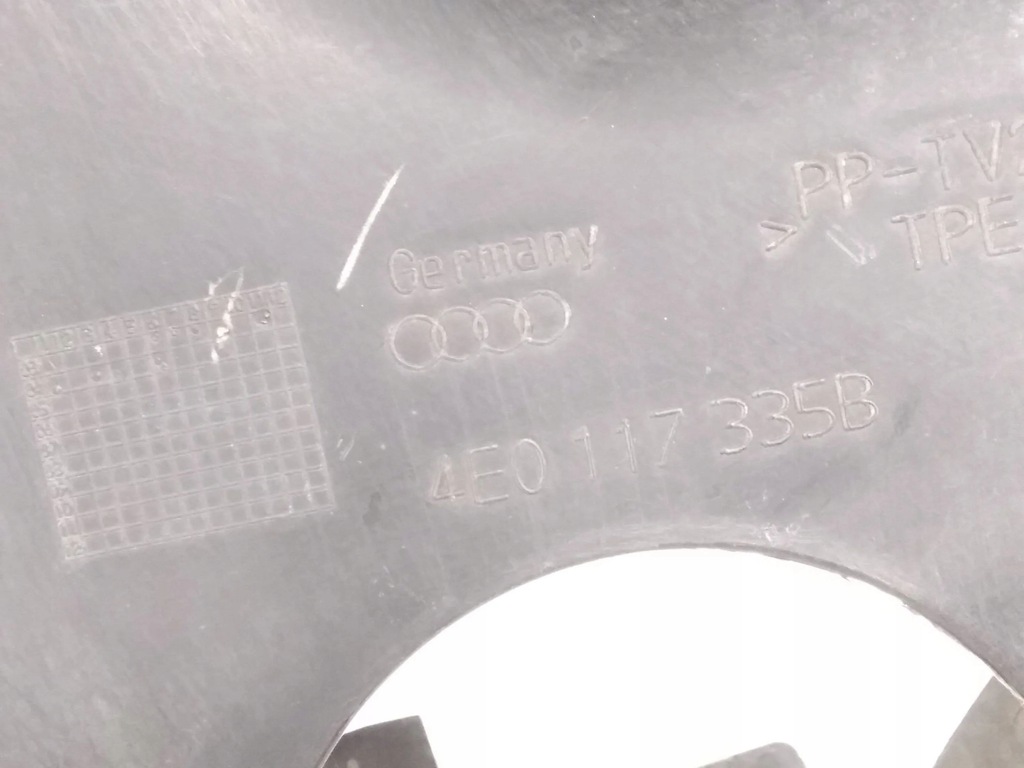 фото №5, Audi a8 s8 d3 4e 2005 ліва сторона напрямна повітря інтеркулер