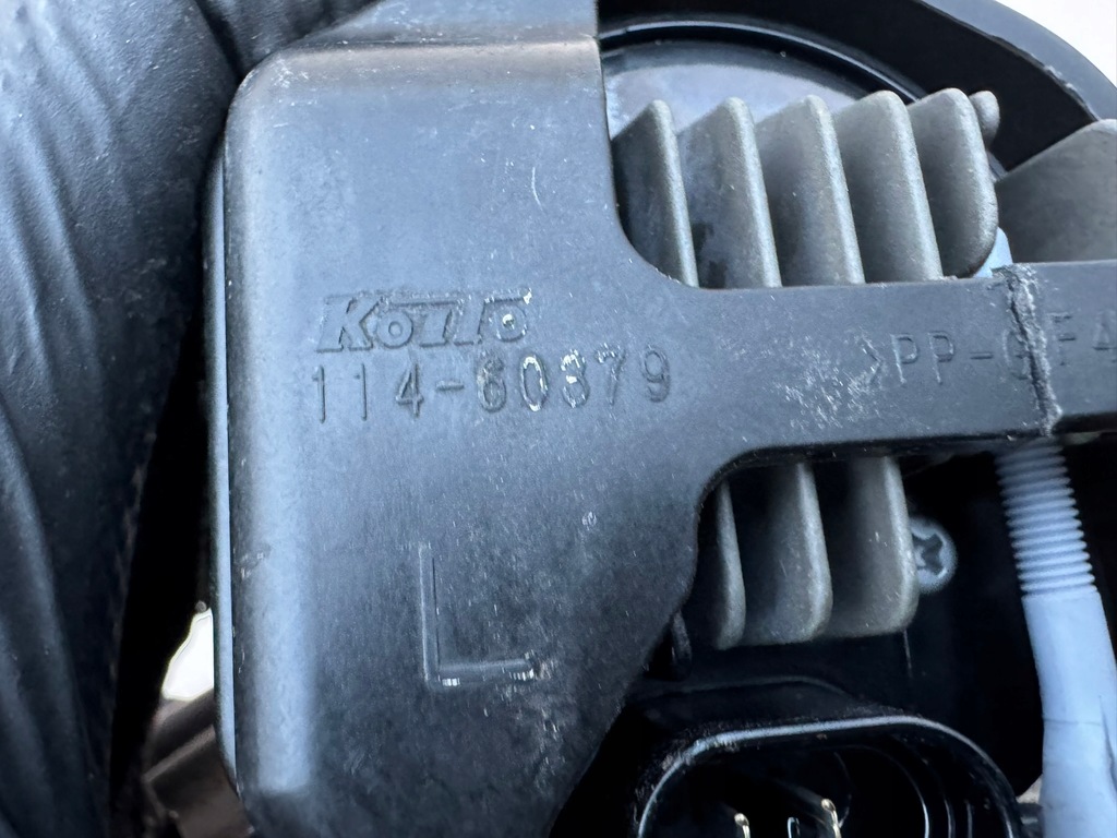 фото №16, Subaru outback vi 6 bt 20r- противотуманная фара led левый перед передний 114-60379