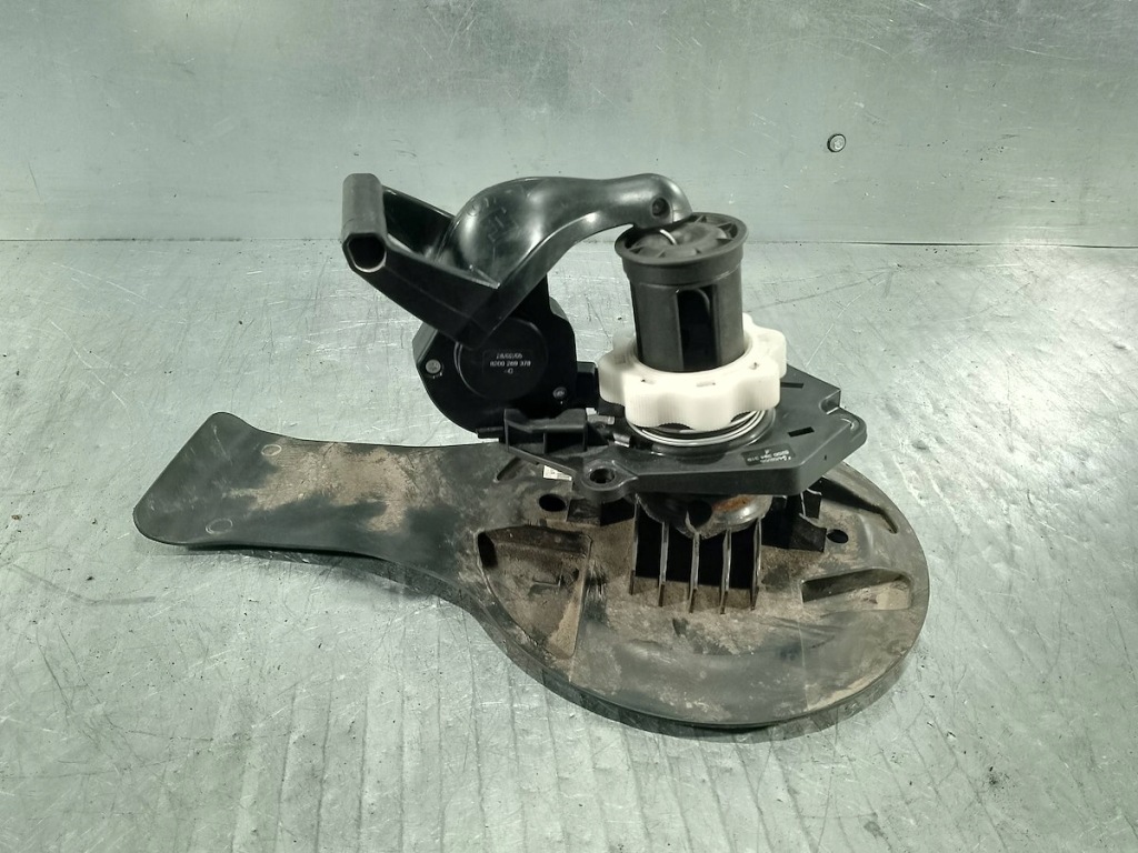 фото №4, Підйомник кронштейн колеса запасного renault modus 8200367262-a 8200304319