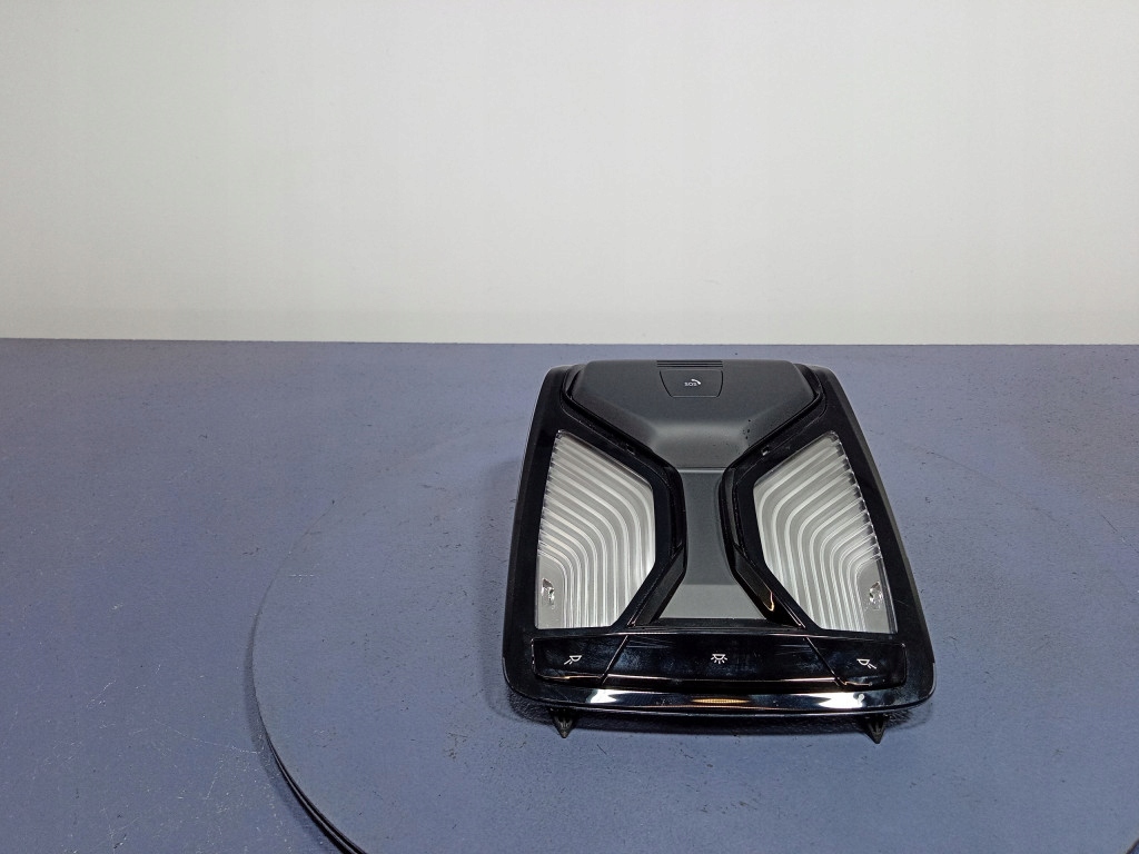 фото №1, Bmw x5 g05 g30 фонари потолочный led передняя czarna 5a7c486