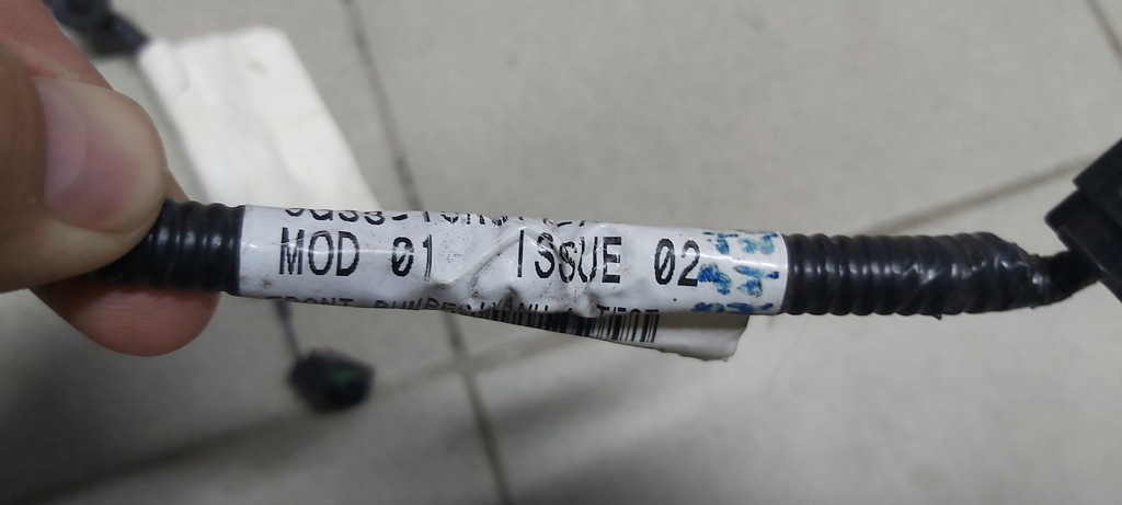 фото №7, Проводка бампера перед pdc 9g33-15k877-ab aston martin vantage v8