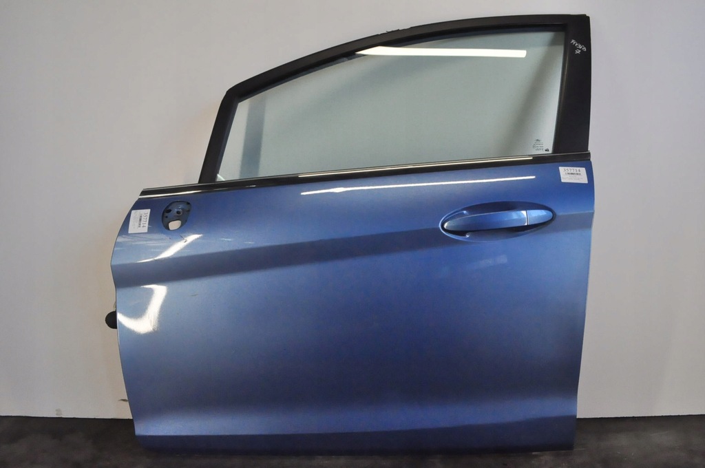 фото №1, Ford fiesta mk7 дверь левый перед левая передние 5d