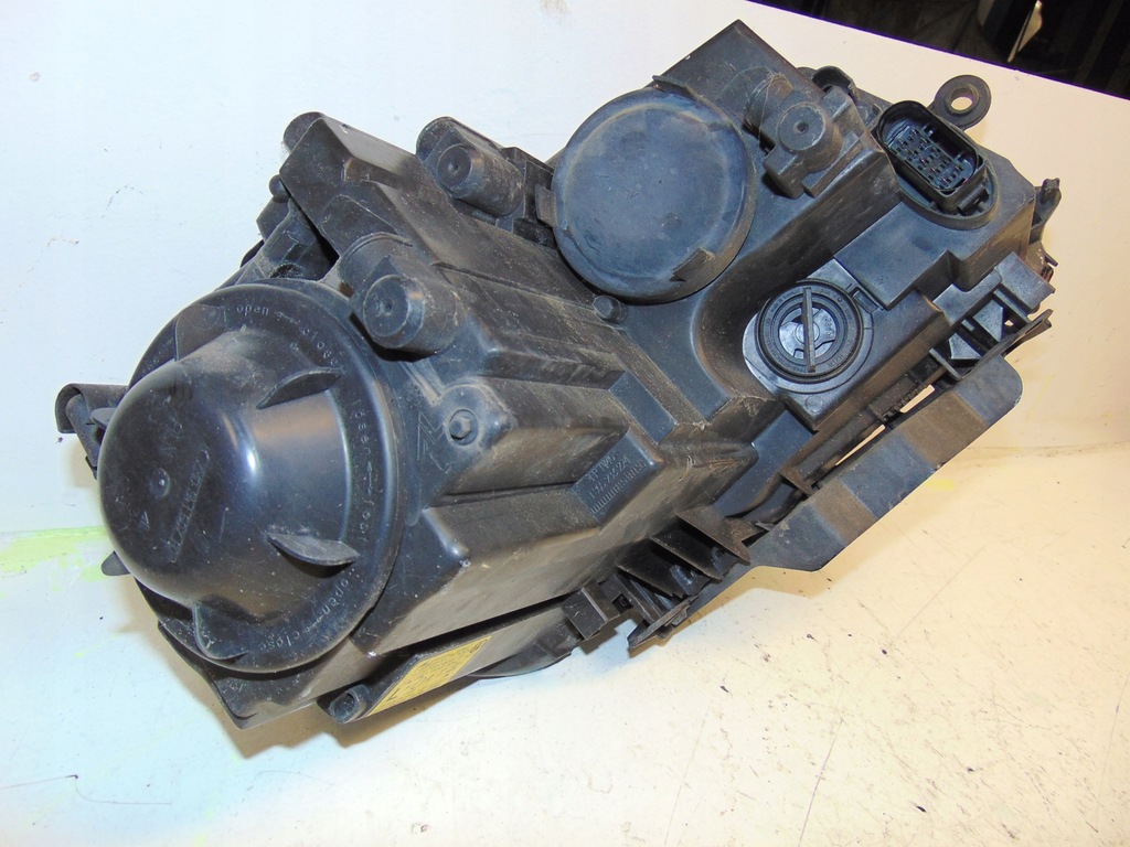 фото №9, Лампа левая перед передняя vw touran i lift обычная галогенная europa