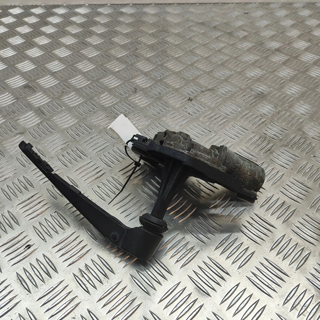 фото №7, Mercedes-benz a w176 2015 моторчик двірники скло задній