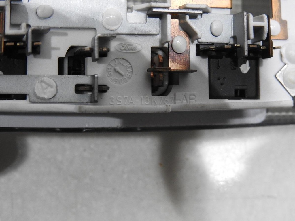 фото №9, Лампа освітлення стельовий ford s-max mk1