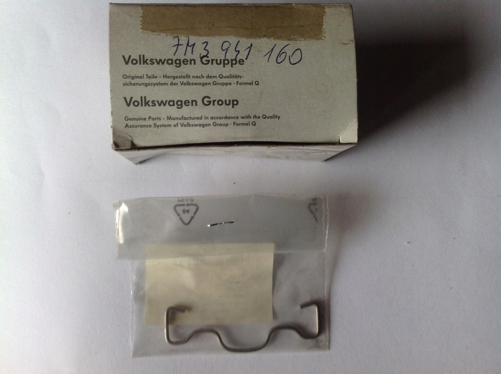 фото №1, Пряжка крепёжная фара vw sharan 7m3941160